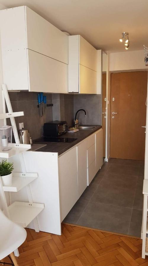 Apartament Plac Trzech Krzyzy وارسو المظهر الخارجي الصورة