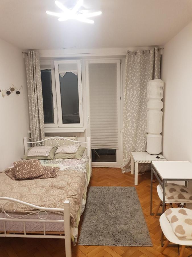 Apartament Plac Trzech Krzyzy وارسو المظهر الخارجي الصورة